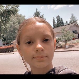 Meet your Posher, Hazel